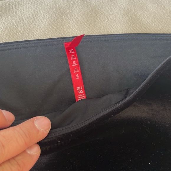 Like New Spanx Velvet Compression Legging Pants - Picture 3 of 3